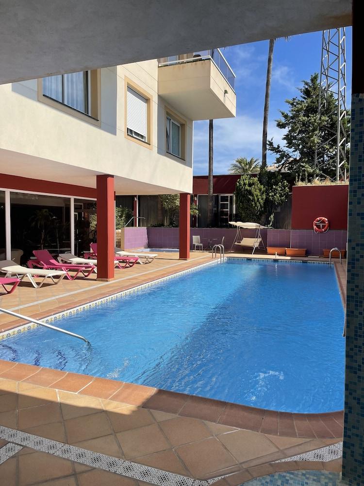 Aparthotel Residencial Vidalbir L'Alfas del Pi Exterior foto